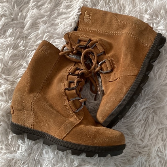 Sorel Joan of arc ll raw leather wedge boots - Picture 10 of 10